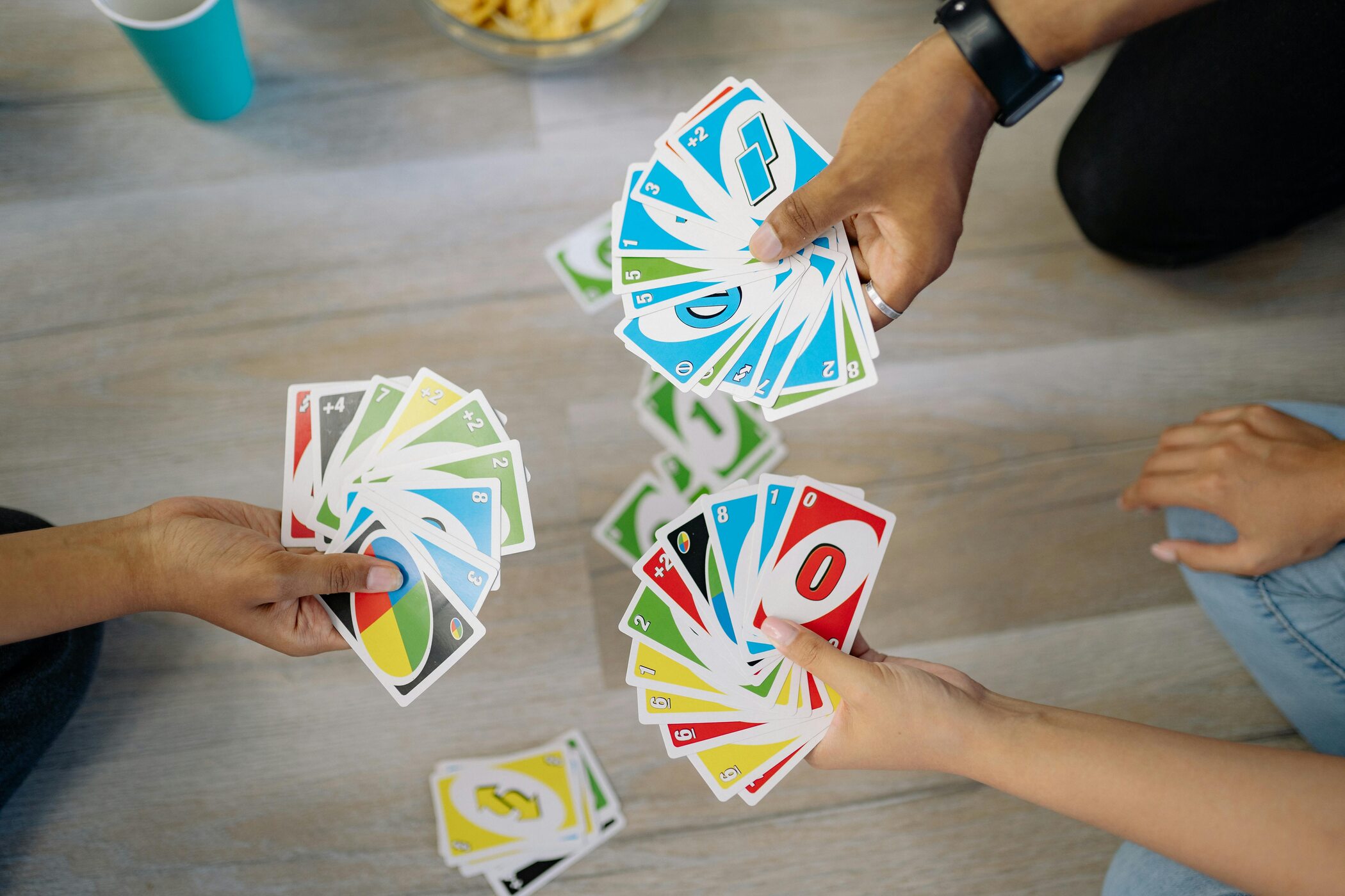 Playing UNO